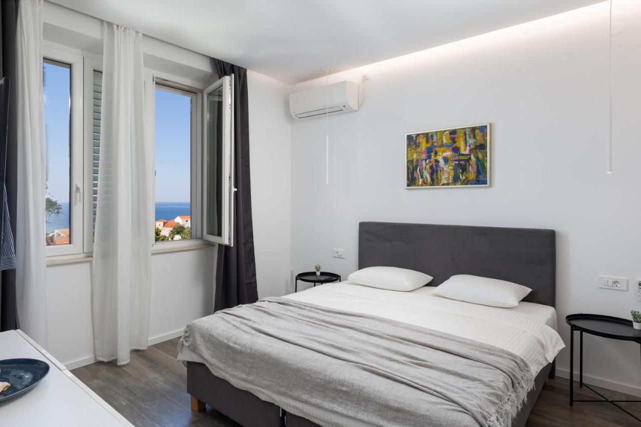 D Place Apartment *